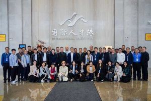 陕西省工业和信息化厅一行领导莅临云博在线注册_云博（中国）集团考察参观
